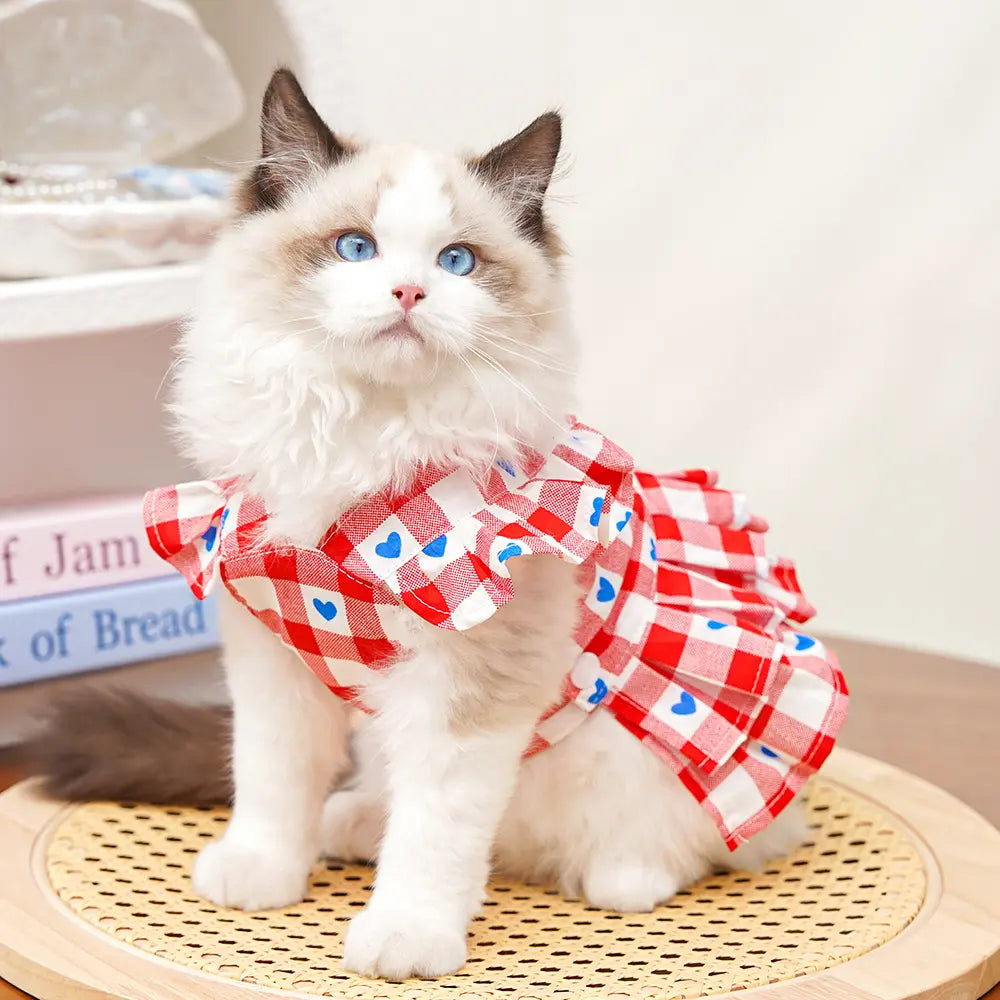 Elegant Pet Apparel for Dogs and Cats - Sleeveless Princess Dress with Flying Sleeves, Plaid Love Pattern, Breathable Fabric, Includes Leash Ring D00042