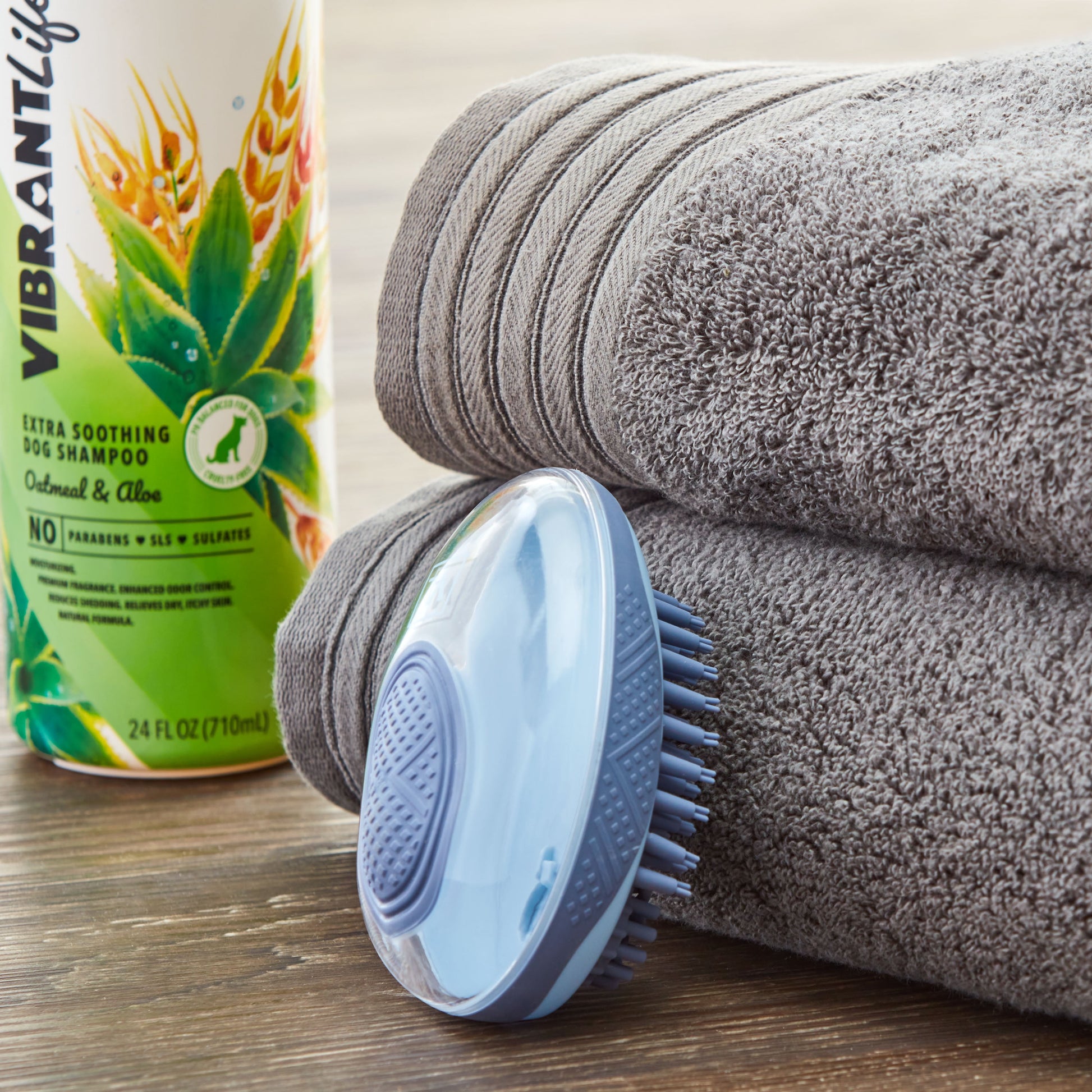 Bathing Palm Dog Brush with Built-in Shampoo Dispenser | Premium Dog Grooming Tool